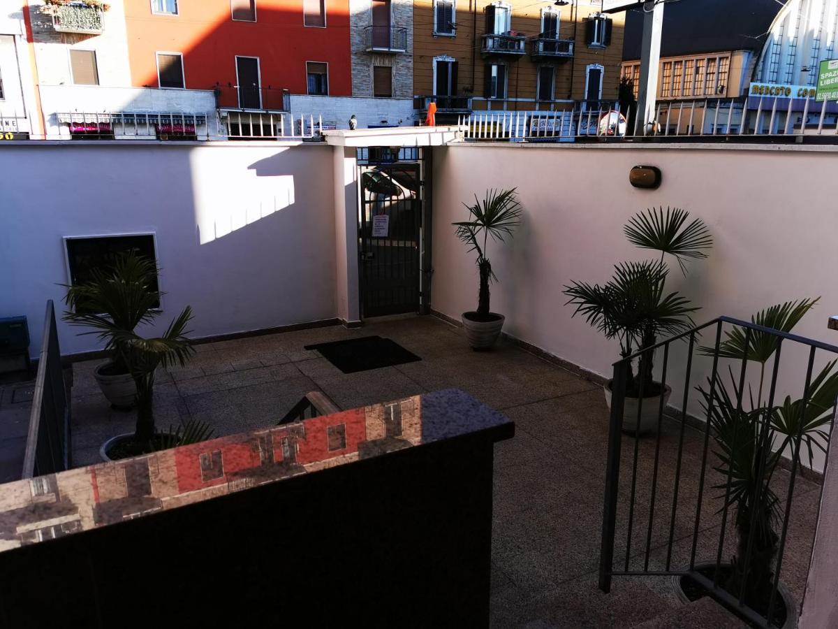 New Luxury Apartment, Milan City Center Eksteriør billede