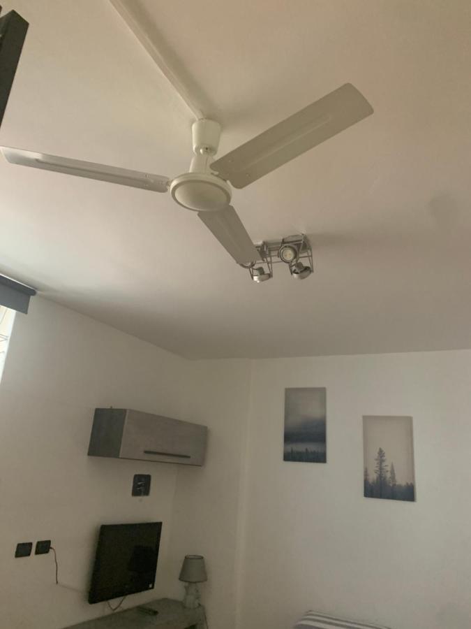 New Luxury Apartment, Milan City Center Eksteriør billede